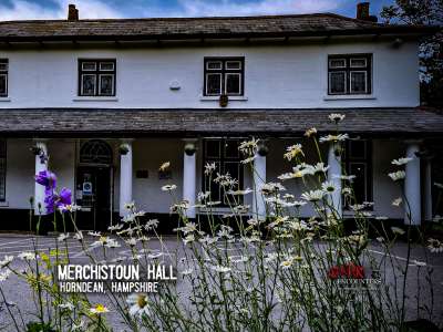 https://darkencounters.co.uk/images/Merchistoun_Hall_4x3_v3.jpg